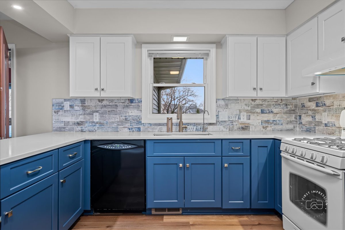 701 Viking Drive