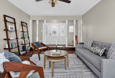 Tiny photo for 686 Golf Club Lane, Frankfort, IL 60423 (MLS # 12589292)