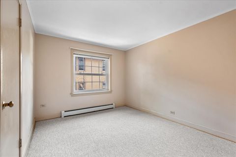 Tiny photo for 340 Ridge Avenue #1, Evanston, IL 60202 (MLS # 12499310)