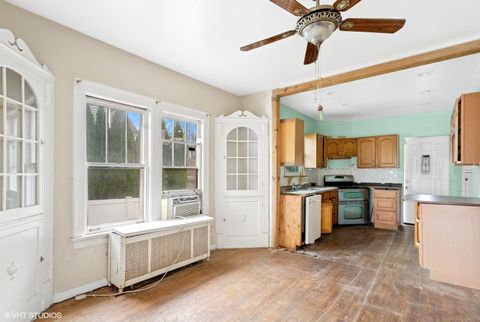 Tiny photo for 246 E North Avenue, Elmhurst, IL 60126 (MLS # 12456120)