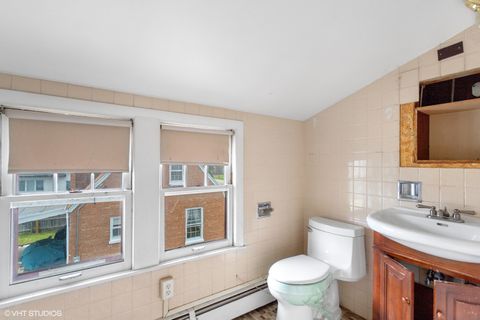 Tiny photo for 246 E North Avenue, Elmhurst, IL 60126 (MLS # 12456120)
