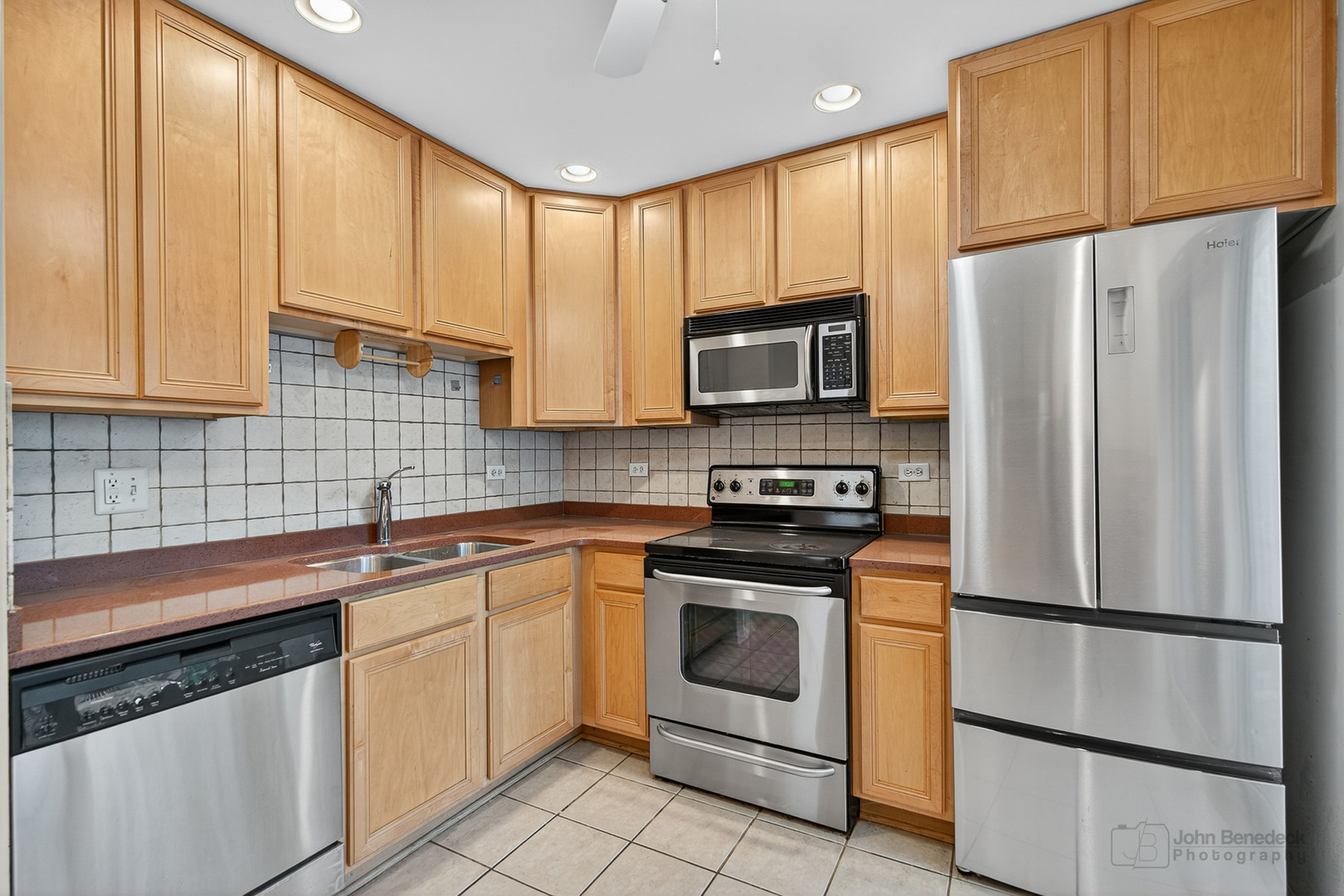 1S282 Holyoke Lane