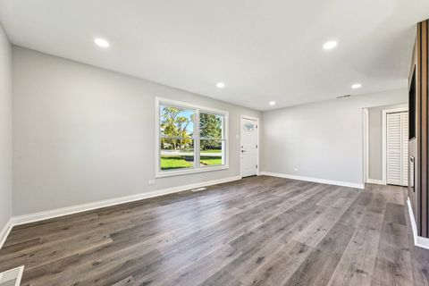 Tiny photo for 275 Blackhawk Drive, Park Forest, IL 60466 (MLS # 12505085)