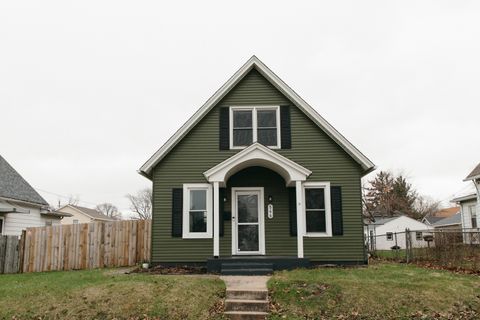 Photo of 544 24th Avenue, Moline, IL 61265 (MLS # 12610678)