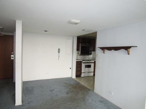 Tiny photo for 465 W Dominion Drive #1003, Wood Dale, IL 60191 (MLS # 12360533)