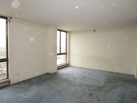 Tiny photo for 465 W Dominion Drive #1003, Wood Dale, IL 60191 (MLS # 12360533)