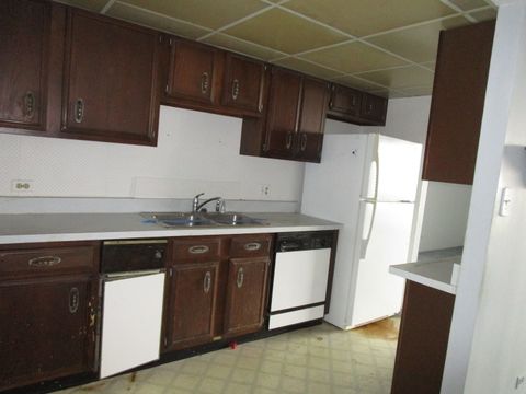 Tiny photo for 465 W Dominion Drive #1003, Wood Dale, IL 60191 (MLS # 12360533)