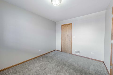 Tiny photo for Orland Park, IL 60467 (MLS # 12612135)