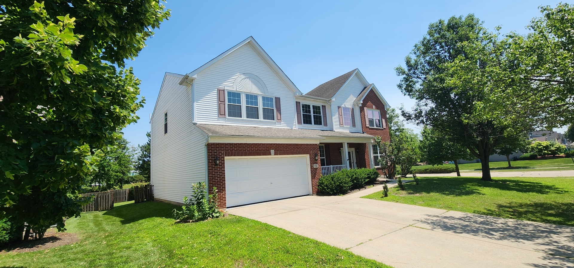 4 Claridge Court