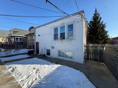 Tiny photo for 2414 Harvey Avenue, Berwyn, IL 60402 (MLS # 12559780)