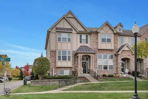 Photo of 268 Bennett Drive, Carol Stream, IL 60188 (MLS # 12507115) Photo of 268 Bennett Drive, Carol Stream, IL 60188 (MLS # 12507115)
