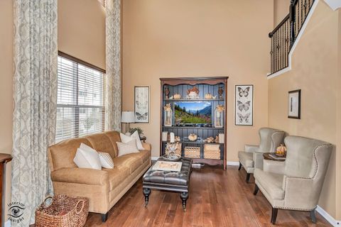 Tiny photo for 268 Bennett Drive, Carol Stream, IL 60188 (MLS # 12507115)