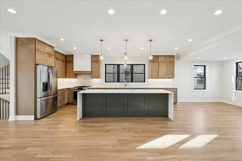 Tiny photo for 4844 W Warwick Avenue, Chicago, IL 60641 (MLS # 12512692)