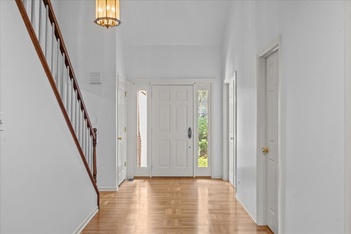 8 Warrington Drive