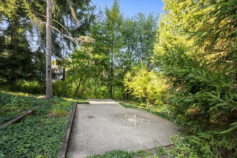 Tiny photo for 8 Warrington Drive, Lake Bluff, IL 60044 (MLS # 12498505)