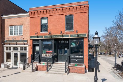 22 E Scranton Avenue Lake Bluff IL 60044