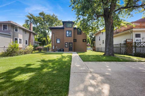 Tiny photo for 837 S Humphrey Avenue, Oak Park, IL 60304 (MLS # 12712922)