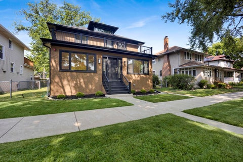 Tiny photo for 837 S Humphrey Avenue, Oak Park, IL 60304 (MLS # 12712922)