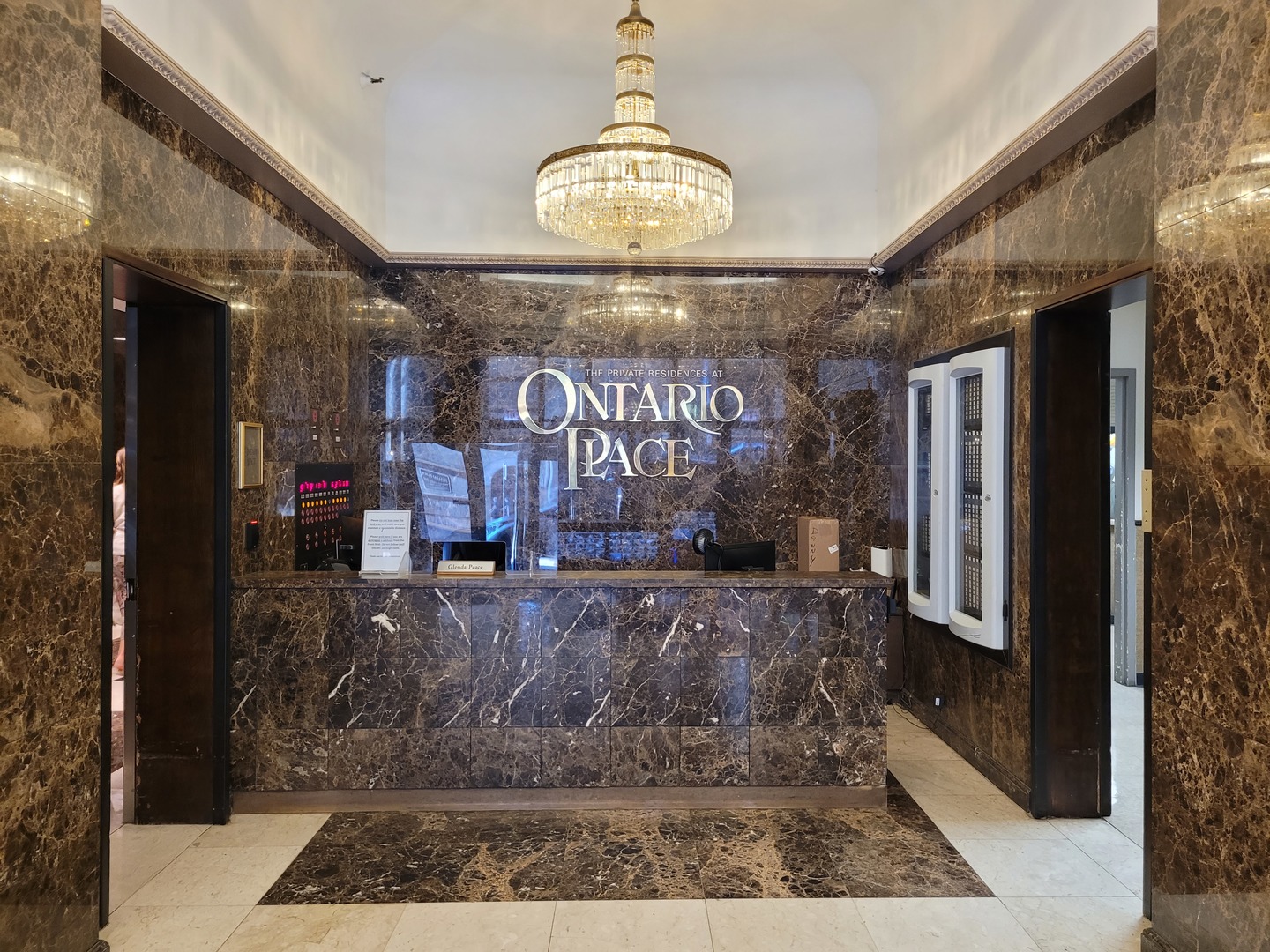 10 E Ontario Street 3311
