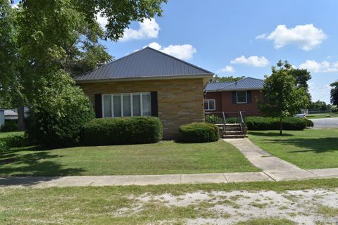 Photo of 308 S Jackson Street, Flanagan, IL 61740 (MLS # 12446843)
