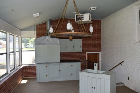 Tiny photo for 308 S Jackson Street, Flanagan, IL 61740 (MLS # 12446843)