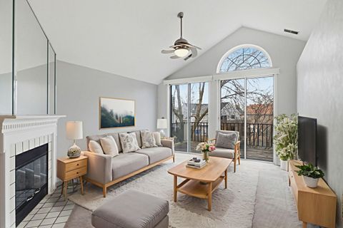 Tiny photo for 1632 Columbia Circle #2, Bartlett, IL 60103 (MLS # 12601310)