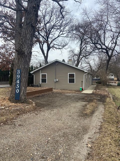 Tiny photo for 39450 N Circle Avenue, Antioch, IL 60002 (MLS # 12568963)