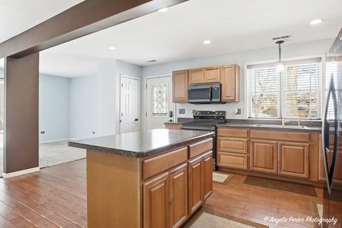 Tiny photo for 39450 N Circle Avenue, Antioch, IL 60002 (MLS # 12568963)