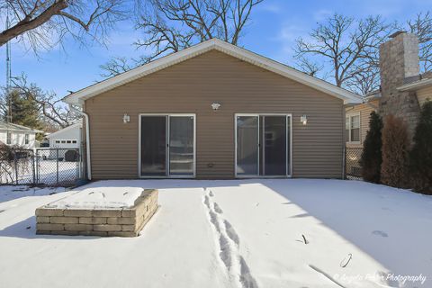 Tiny photo for 39450 N Circle Avenue, Antioch, IL 60002 (MLS # 12568963)