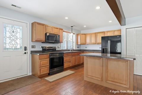 Tiny photo for 39450 N Circle Avenue, Antioch, IL 60002 (MLS # 12568963)