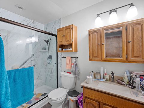 Tiny photo for 931 N Fairfield Road, Round Lake Beach, IL 60073 (MLS # 12462406)