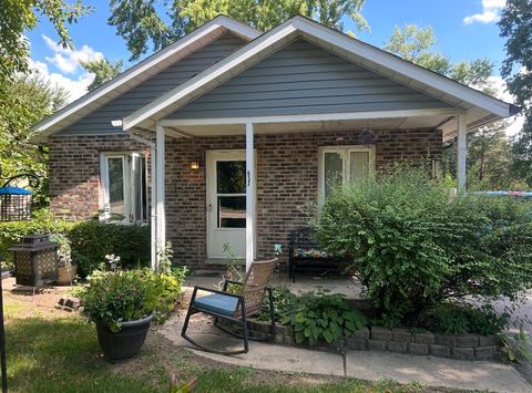 931 N Fairfield Road Round Lake Beach IL 60073