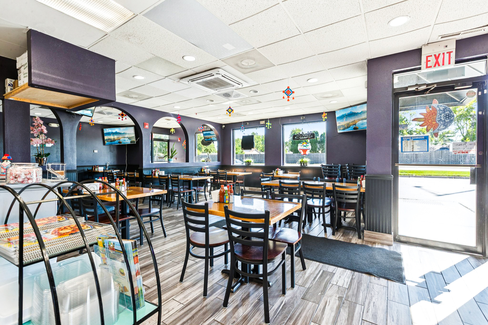 6602 N Barrington Road