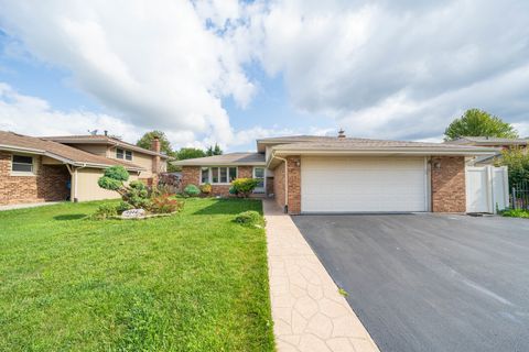 A home in Crestwood