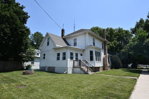 Tiny photo for 201 NE 4th Street, Atlanta, IL 61723 (MLS # 12704285)