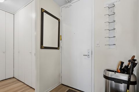 Tiny photo for 2020 N Lincoln Park West Park #8L, Chicago, IL 60614 (MLS # 12630351)