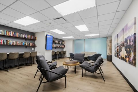 Tiny photo for 2020 N Lincoln Park West Park #8L, Chicago, IL 60614 (MLS # 12630351)