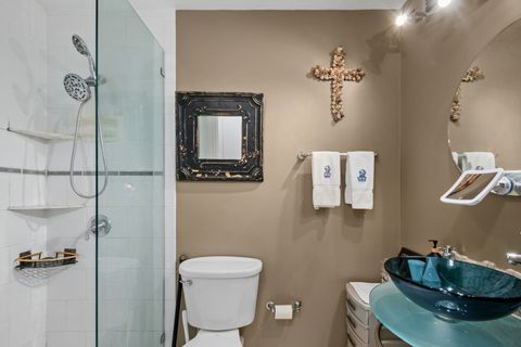 Tiny photo for 2020 N Lincoln Park West Park #8L, Chicago, IL 60614 (MLS # 12630351)