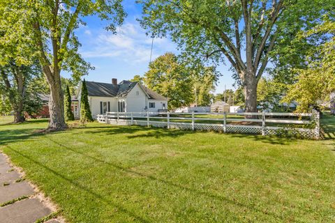Tiny photo for 406 S Gray Street, Sidell, IL 61876 (MLS # 12468753)