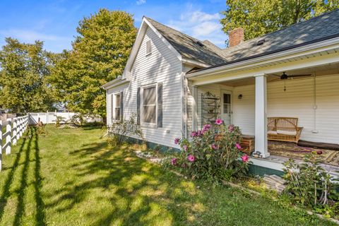 Tiny photo for 406 S Gray Street, Sidell, IL 61876 (MLS # 12468753)