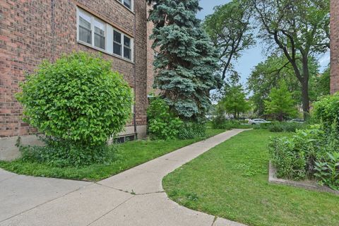 Tiny photo for 2142 W Rosemont Avenue #1A, Chicago, IL 60659 (MLS # 12588655)