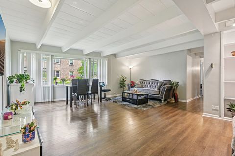 Tiny photo for 2142 W Rosemont Avenue #1A, Chicago, IL 60659 (MLS # 12588655)