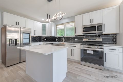 Tiny photo for 9340 S Elizabeth Street, Chicago, IL 60620 (MLS # 12446800)