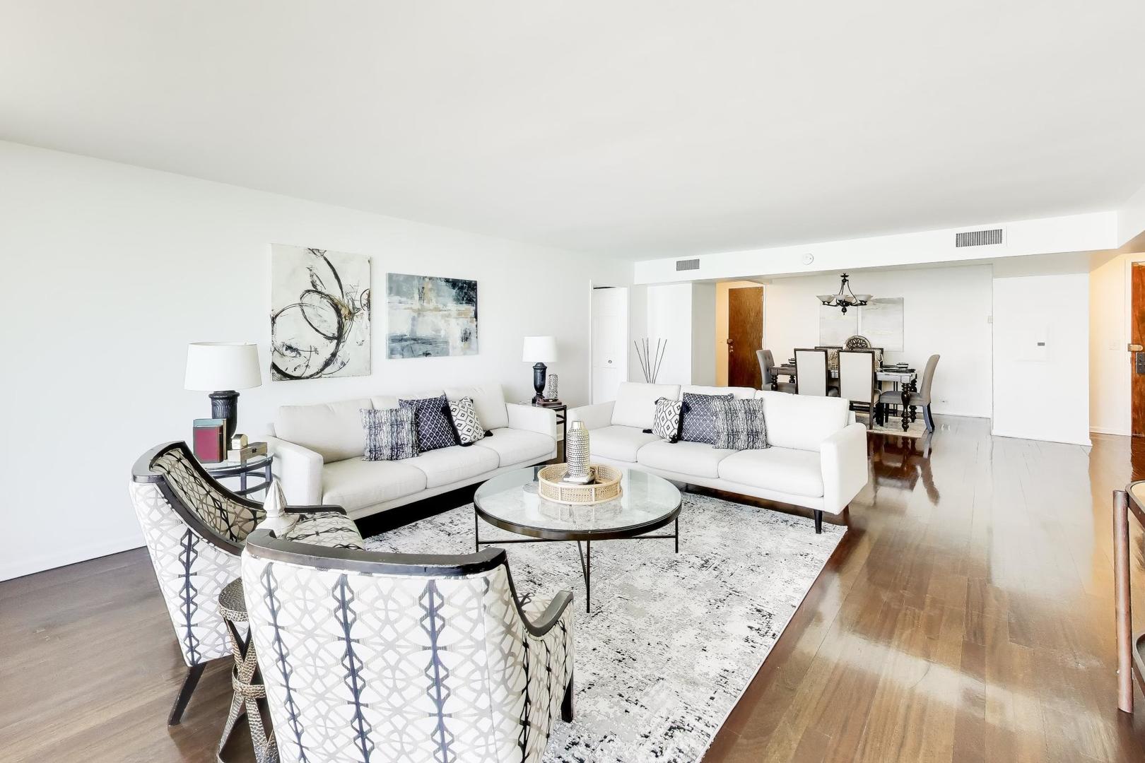 1212 N Lake Shore Drive 12BS