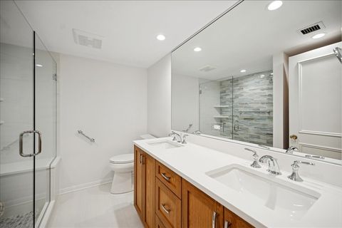 Tiny photo for 630 Winnetka Mews #402, Winnetka, IL 60093 (MLS # 12500601)