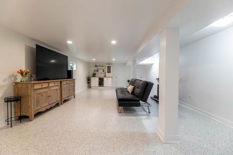 Tiny photo for 5202 S Central Avenue, Chicago, IL 60638 (MLS # 12602400)