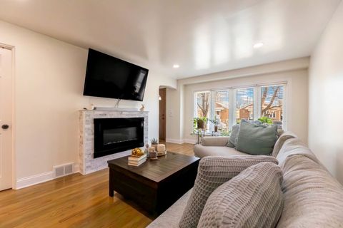Tiny photo for 5202 S Central Avenue, Chicago, IL 60638 (MLS # 12602400)