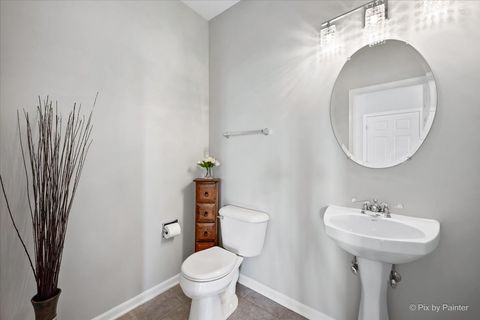 Tiny photo for 305 Colonial Drive, Vernon Hills, IL 60061 (MLS # 12607467)