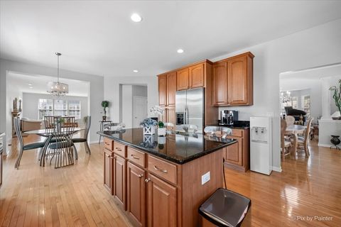 Tiny photo for 305 Colonial Drive, Vernon Hills, IL 60061 (MLS # 12607467)