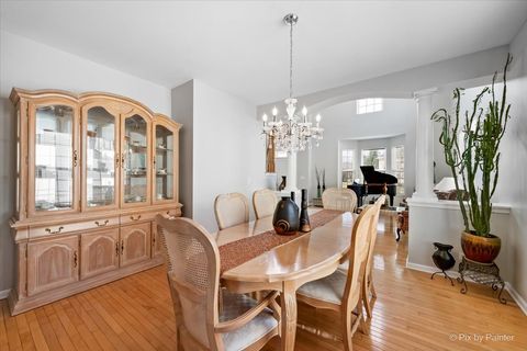 Tiny photo for 305 Colonial Drive, Vernon Hills, IL 60061 (MLS # 12607467)